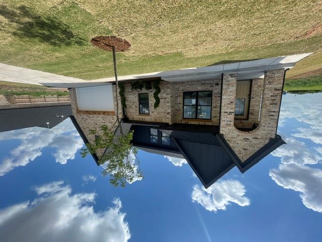 14917 Mackay Drive Property Photo 3