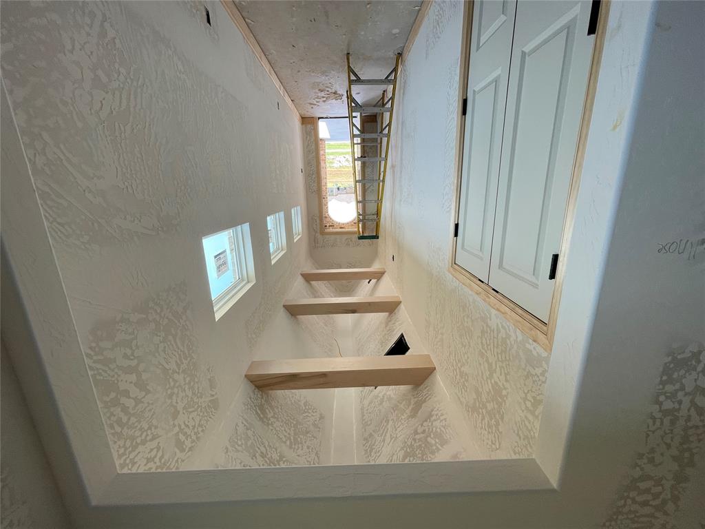 14917 Mackay Drive Property Photo 16