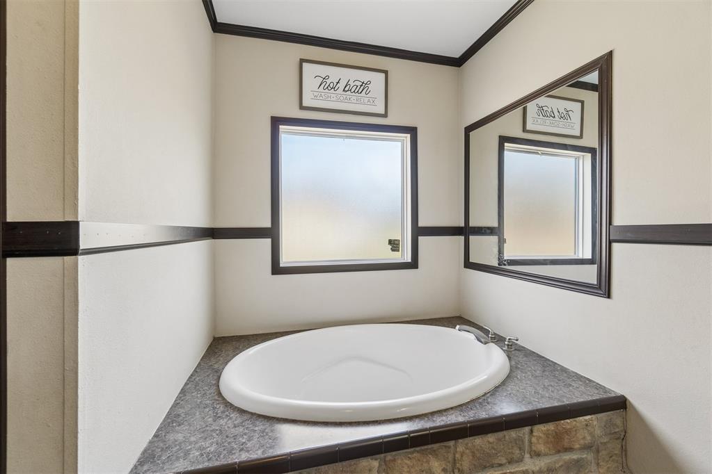 10170 E Post Oak Road Property Photo 33
