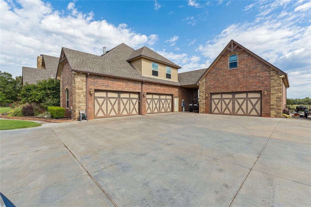 10150 E Post Oak Road Property Photo 4
