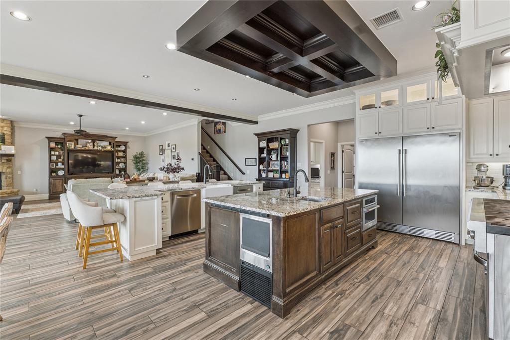 10150 E Post Oak Road Property Photo 16