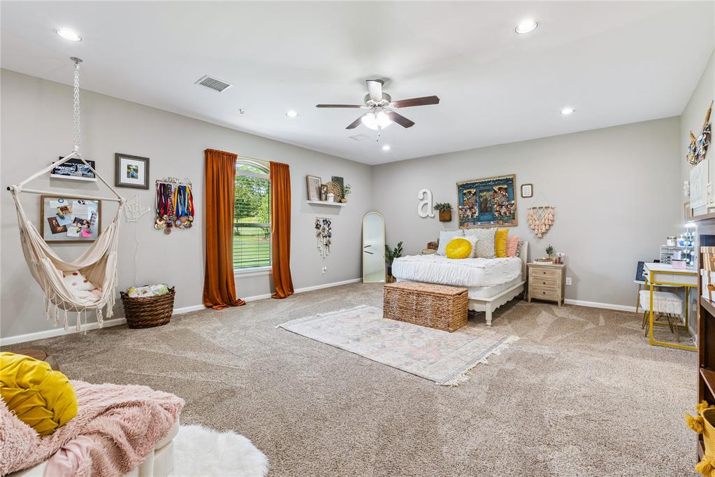 10150 E Post Oak Road Property Photo 28
