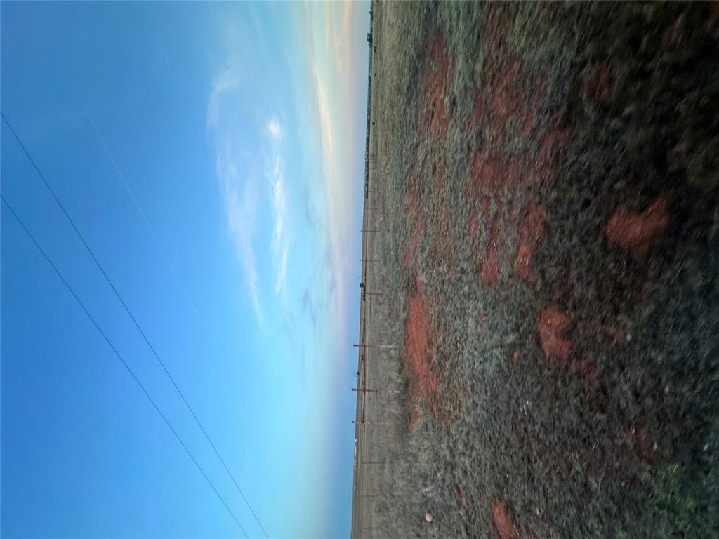 11373 N 1870 Road Property Photo 4