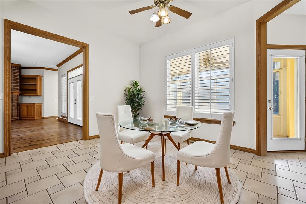 1005 Bentbrook Place Property Photo 11