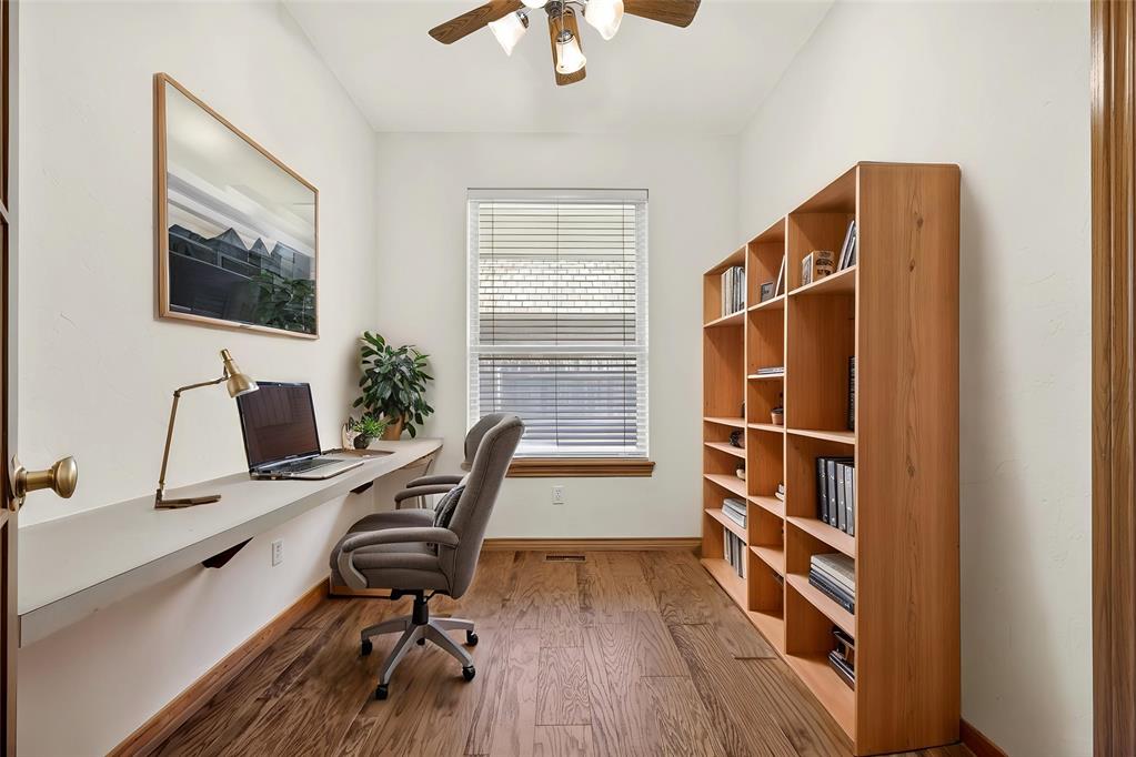 1005 Bentbrook Place Property Photo 12