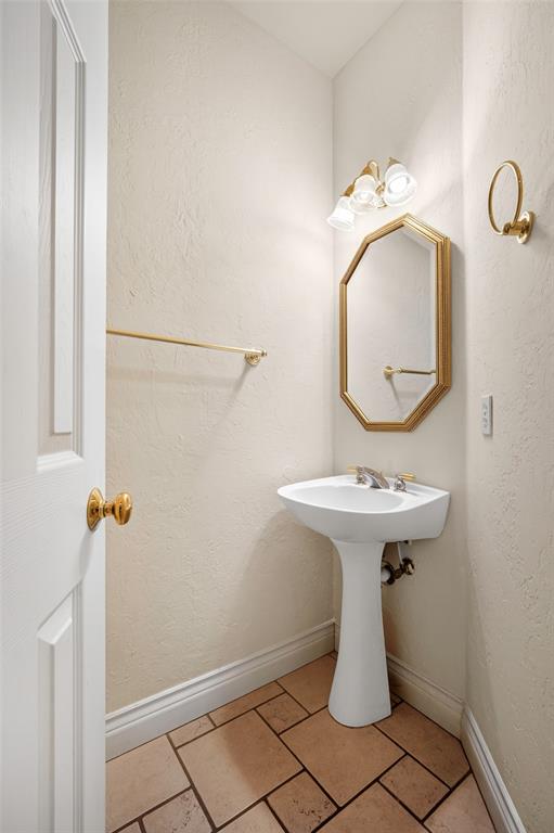 1005 Bentbrook Place Property Photo 15