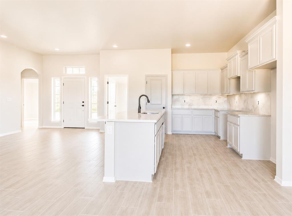 4111 S Wagon Drive Property Photo 4