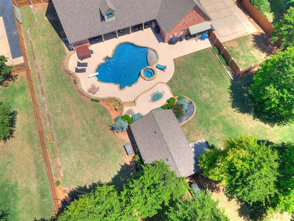 1431 Townsend Glen Property Photo 50