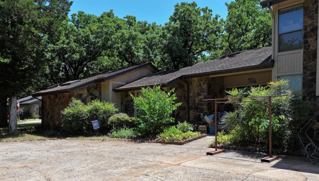 604 Dripping Springs Drive Property Photo 6