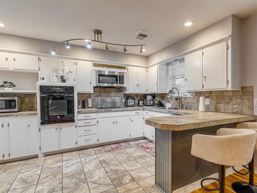 1205 Sw 81st Street Property Photo 11