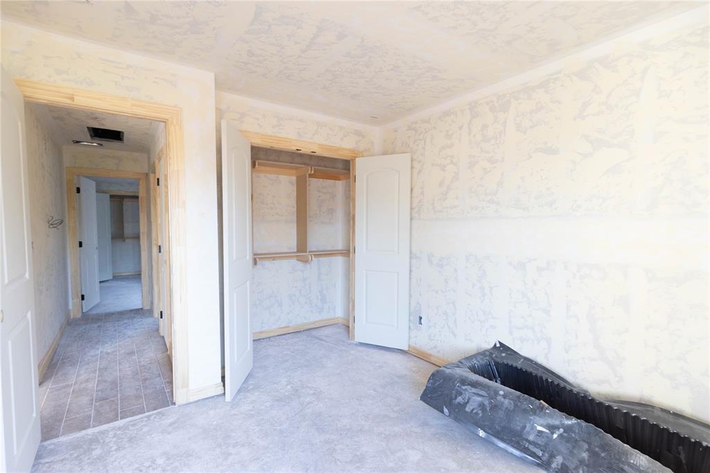 8316 Nw 155th Street Property Photo 13
