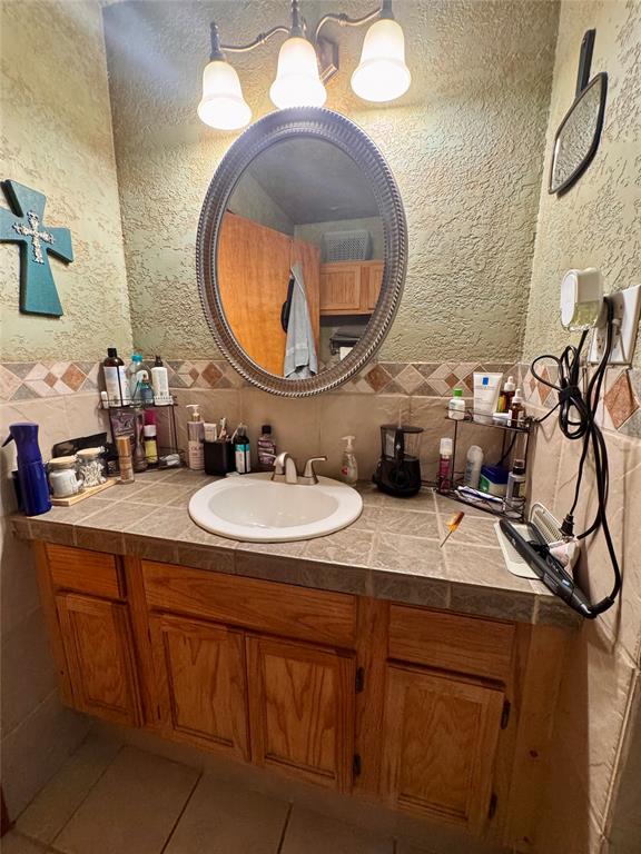 1227 Van Drive Property Photo 19