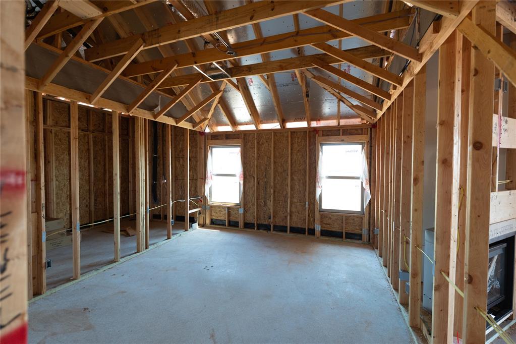 8308 Nw 155th Street Property Photo 5