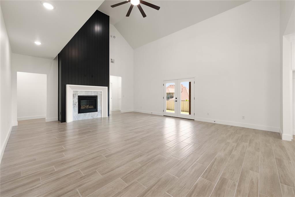 4528 Maple Ridge Drive Property Photo 10