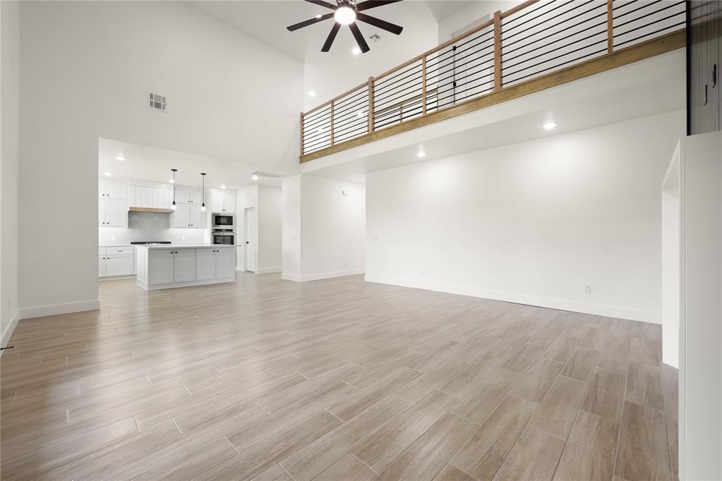 4528 Maple Ridge Drive Property Photo 12
