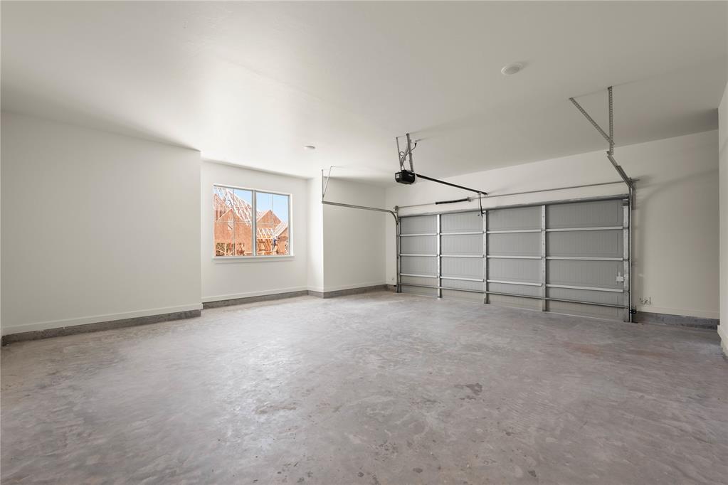 4528 Maple Ridge Drive Property Photo 44