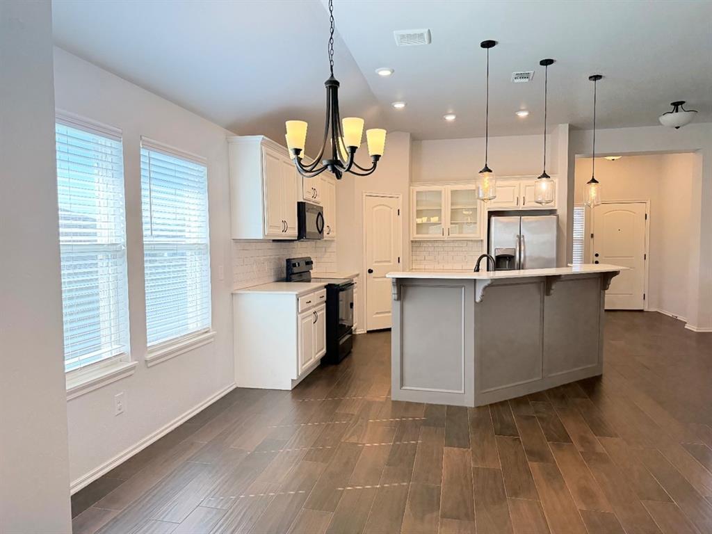 18600 Luna Drive Property Photo 11