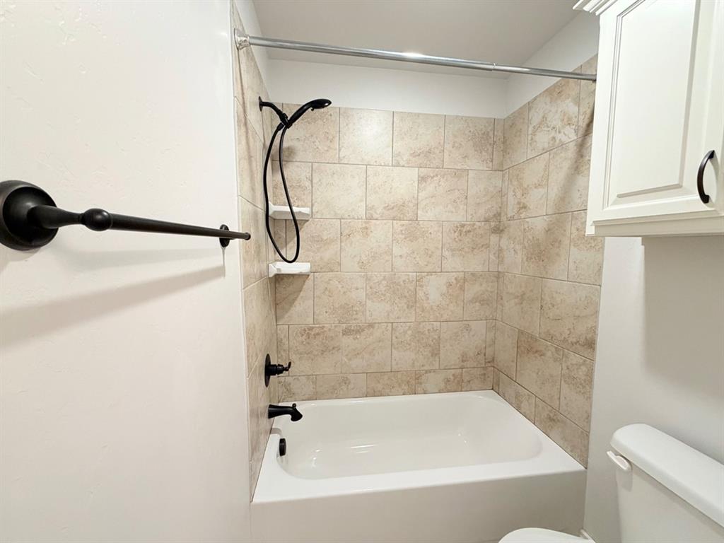 18600 Luna Drive Property Photo 14