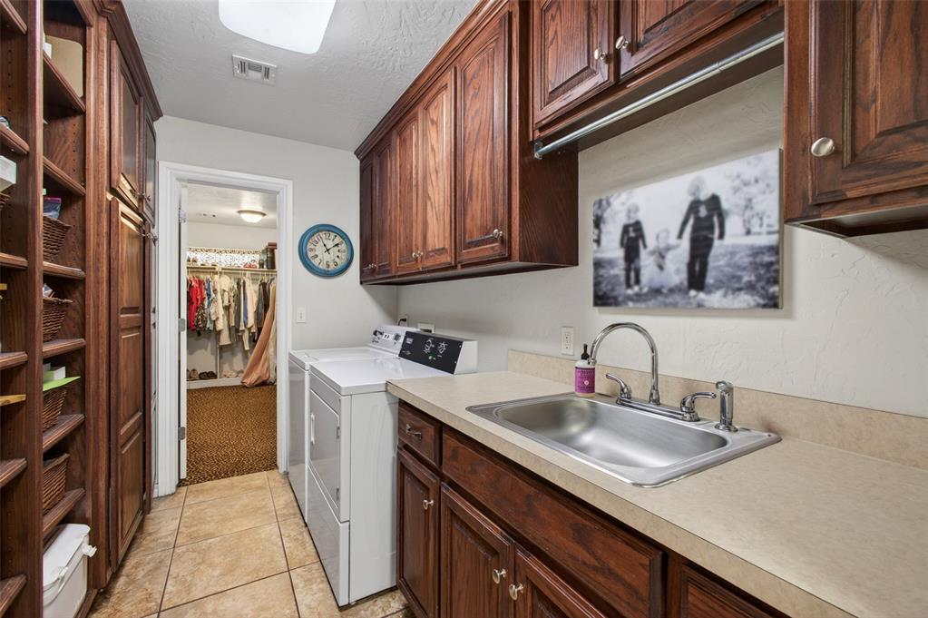 207 Clayton Property Photo 31