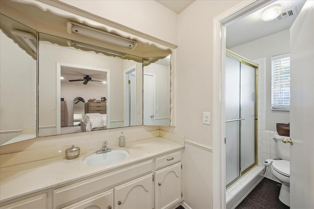2901 Chapel Hill Road Property Photo 8