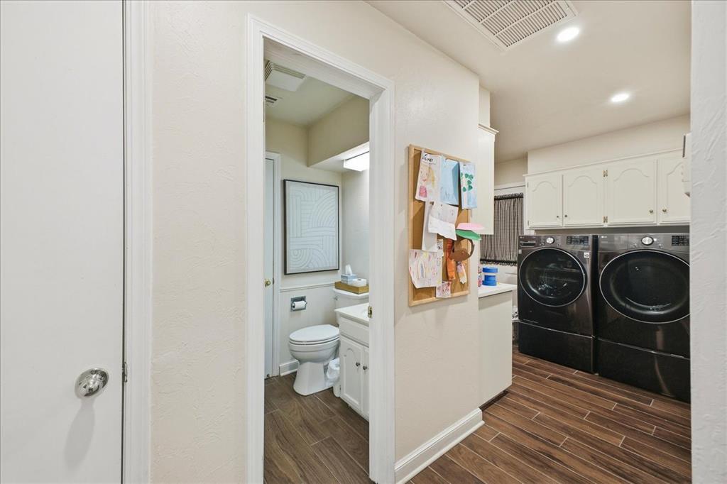 2901 Chapel Hill Road Property Photo 12
