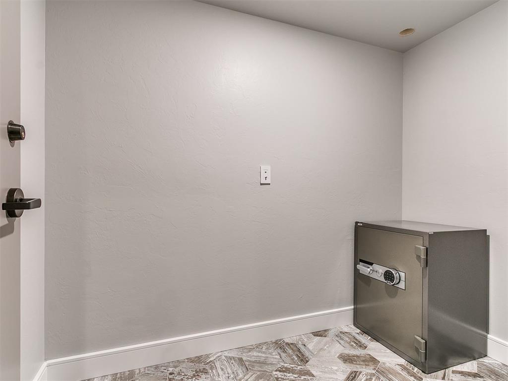 1200 Canteberry Drive Property Photo 25