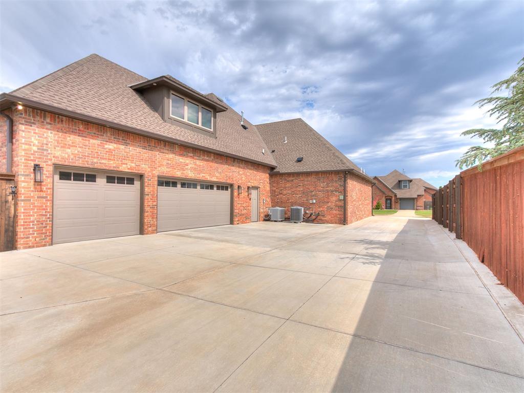 1200 Canteberry Drive Property Photo 34