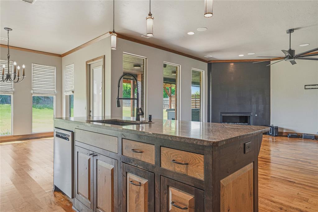 1103 Riata Road Property Photo 13