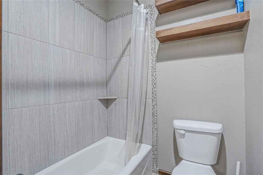 1103 Riata Road Property Photo 37
