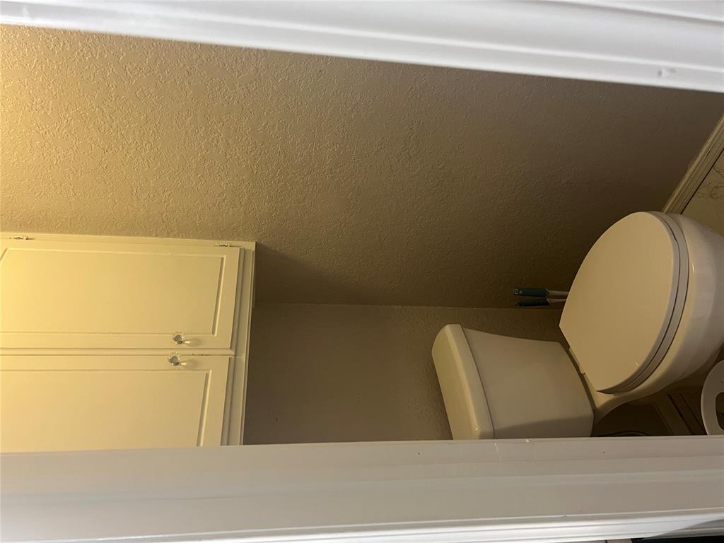 2912 Eastgate Drive Property Photo 18