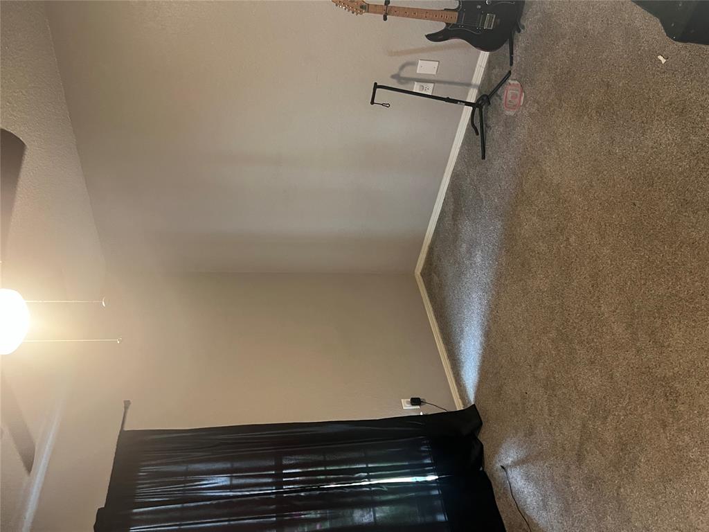 2912 Eastgate Drive Property Photo 22