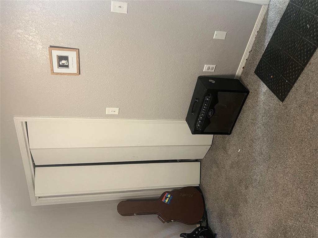 2912 Eastgate Drive Property Photo 23