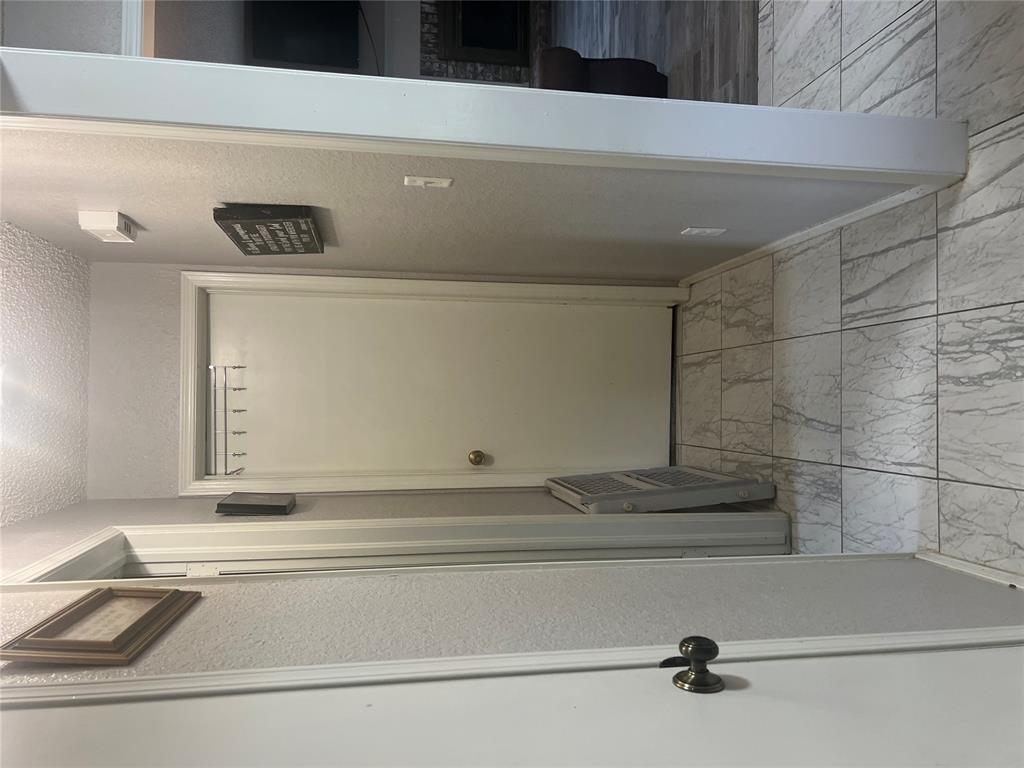 2912 Eastgate Drive Property Photo 25