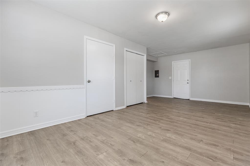 8221 N Harvey Avenue Property Photo 9