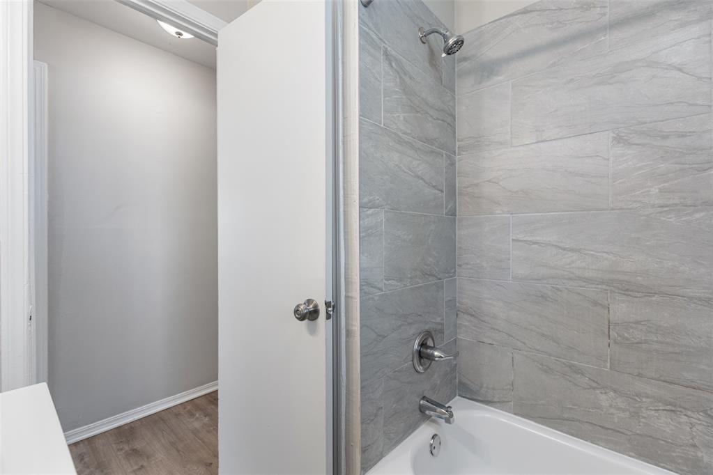 8221 N Harvey Avenue Property Photo 24