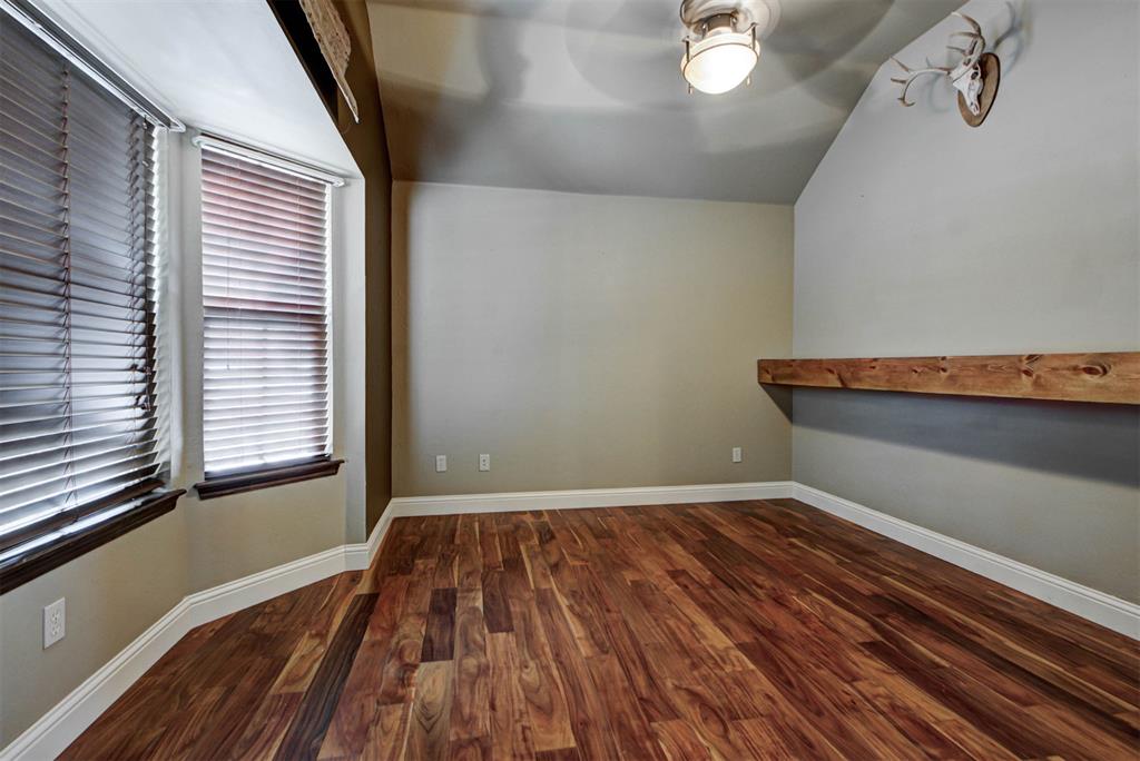 19513 Crest Ridge Drive Property Photo 7