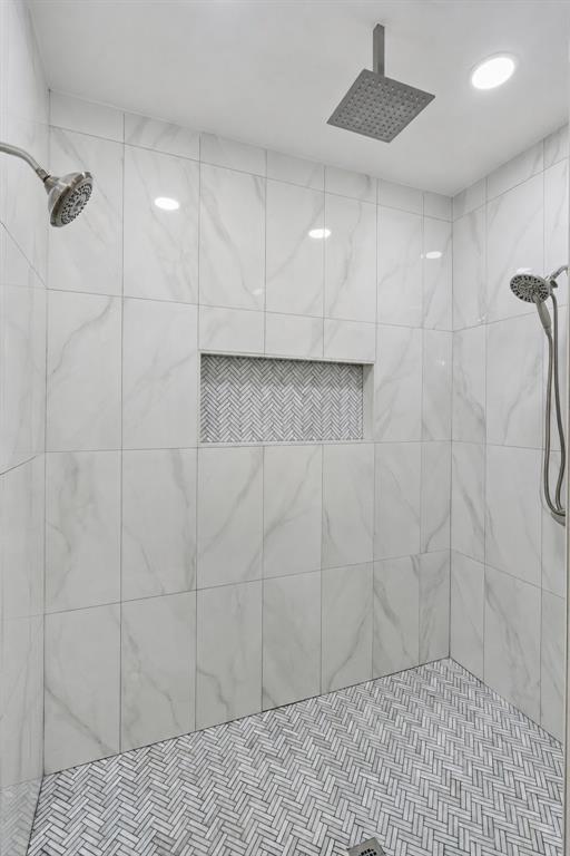 627 Louisiana Street Property Photo 24