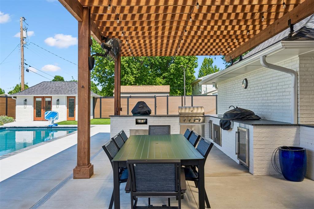 627 Louisiana Street Property Photo 44