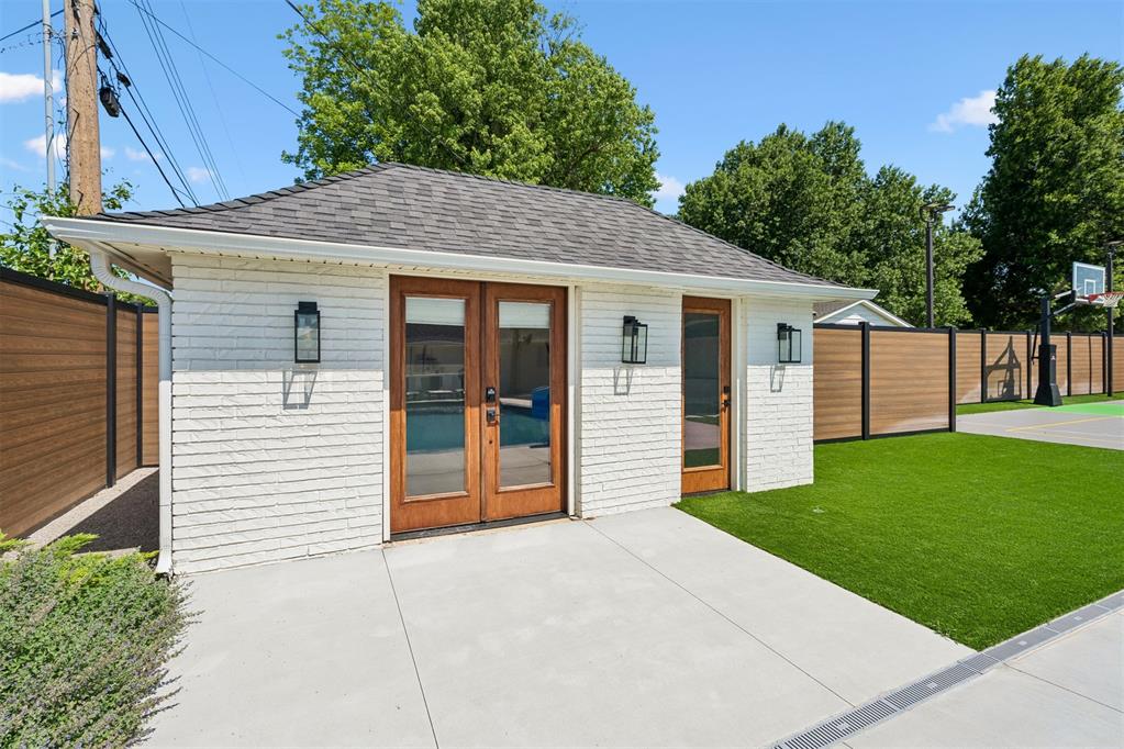 627 Louisiana Street Property Photo 47