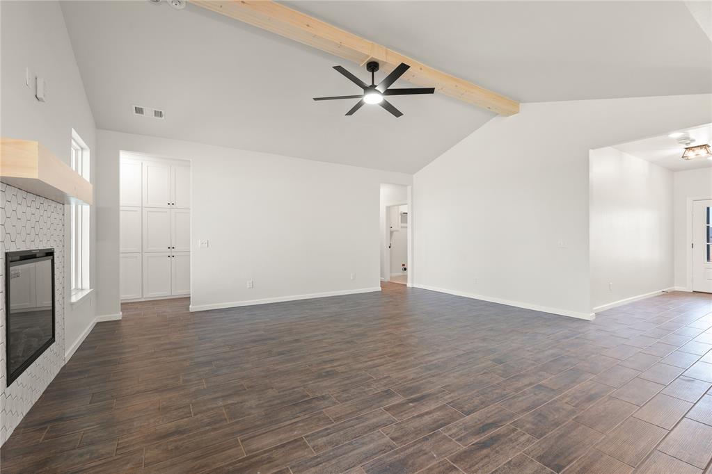 1116 Copper Ridge Circle Property Photo 6