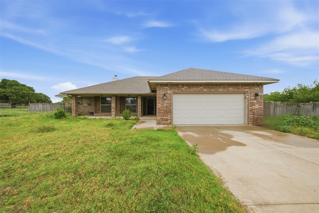 3401 W Simpson Road Property Photo 1