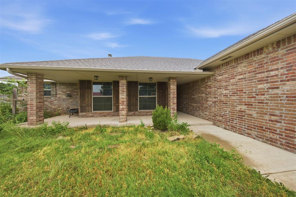 3401 W Simpson Road Property Photo 2