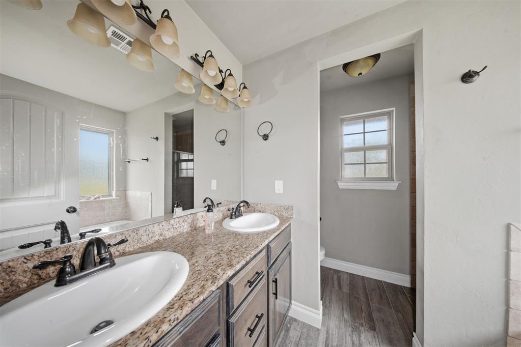 3401 W Simpson Road Property Photo 13