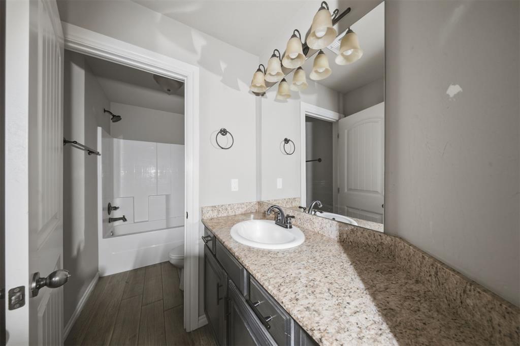 3401 W Simpson Road Property Photo 15