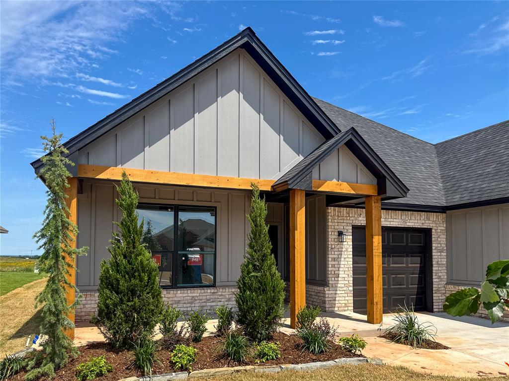 1172 Copper Ridge Circle Property Photo 4