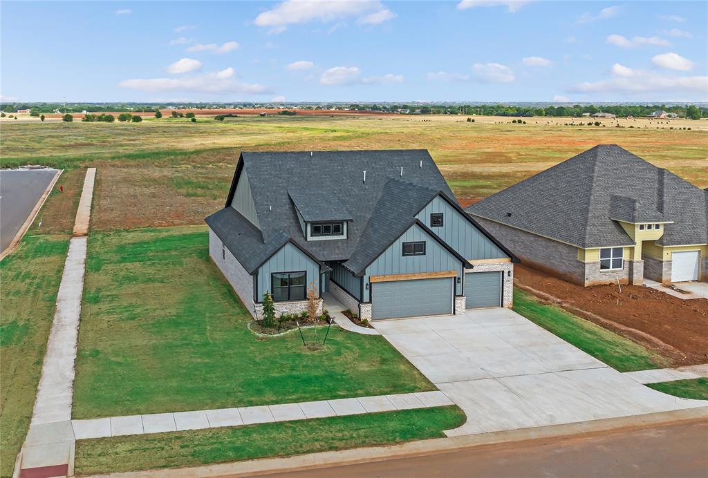 1310 Copper Ridge Circle Property Photo 2