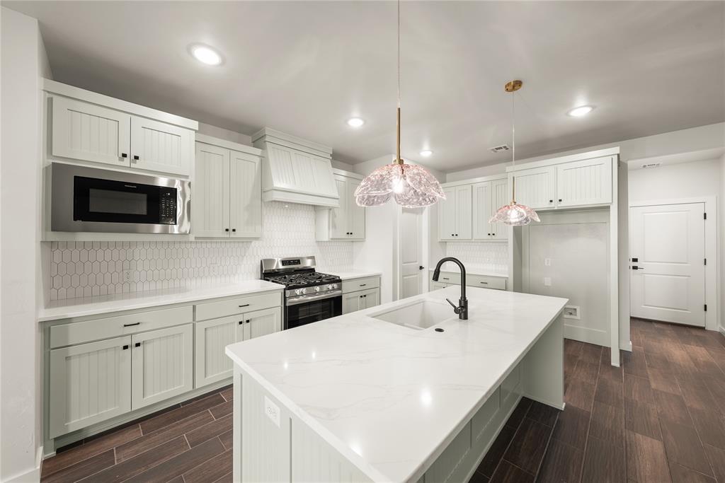 1310 Copper Ridge Circle Property Photo 11