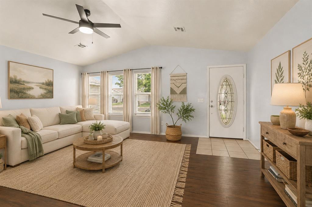 15513 Camellia Road Property Photo 6