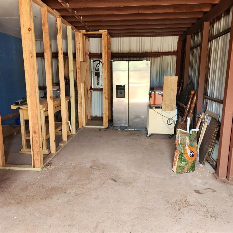 16085 N County Road 3040 Property Photo 2