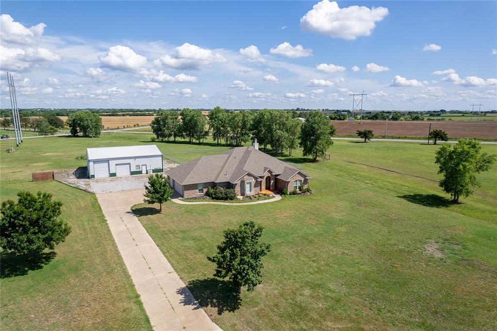 2858 Fields Road Property Photo 2